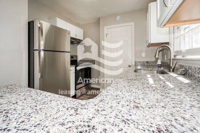 Building Photo - 4402 Asbury Dr