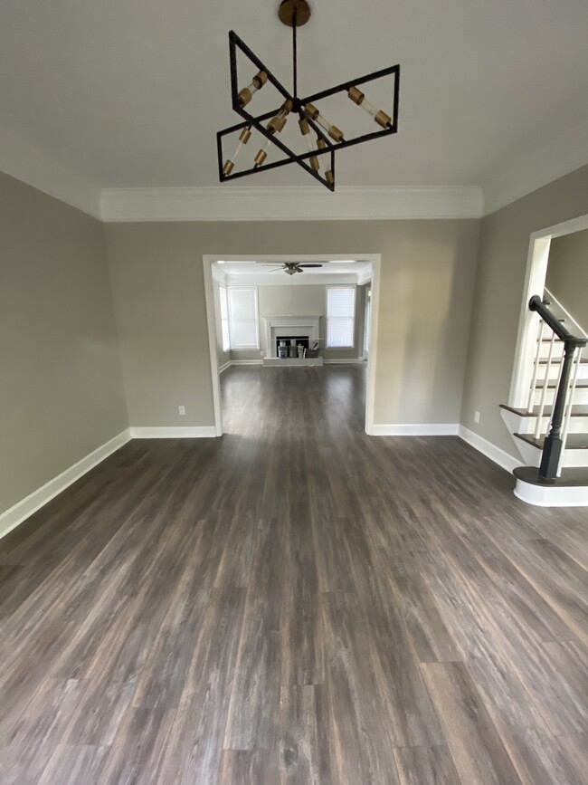 Building Photo - 2410 Devon Leigh Walk