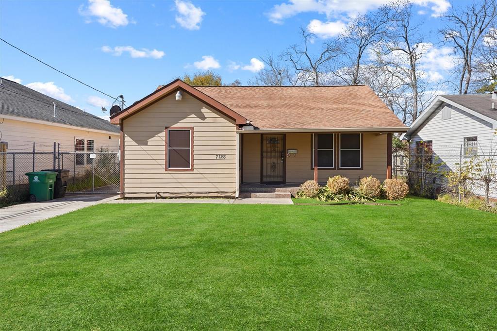 Foto principal - 7128 Foster St