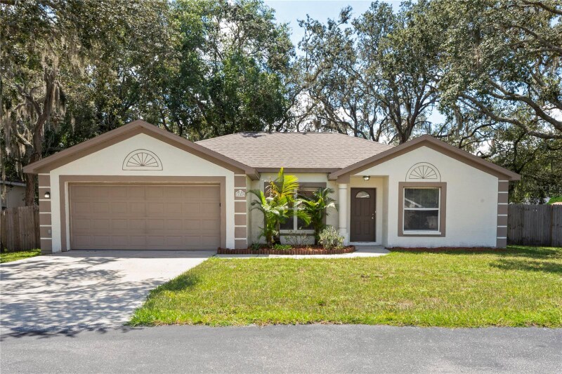 Foto principal - 11829 Kestrel Dr