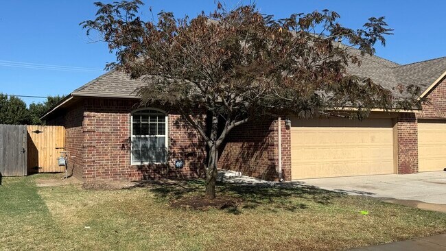 Photo - 11415 NW 121st Pl House