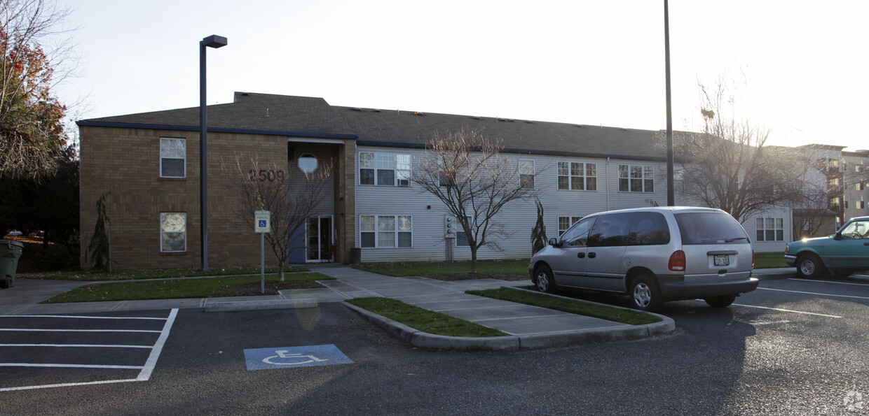 Foto del edificio - Fort Vancouver Apartments