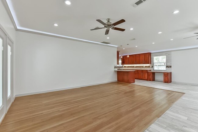 Foto del edificio - 5830 Jason St