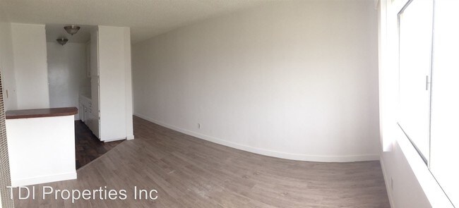 Foto del edificio - 3236 W 60th St