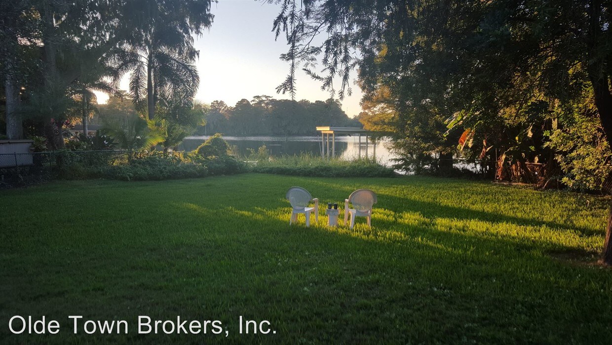 Primary Photo - 518 Country Club Dr