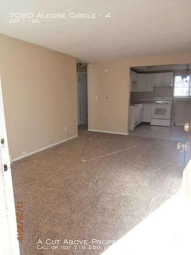 Foto del edificio - 85/87 and Mesa Ridge Parkway