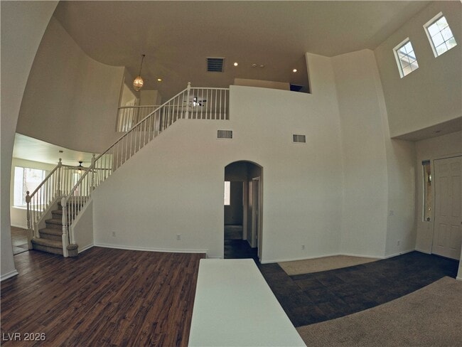 Foto del edificio - 5843 Noble Stand St