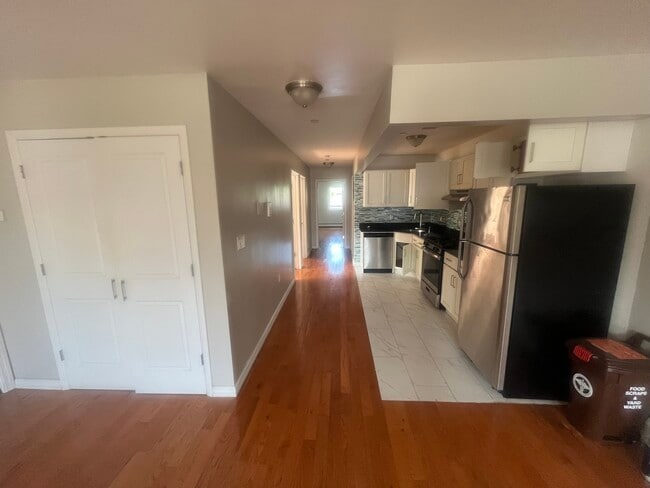 Building Photo - 14738 Springfield Ln