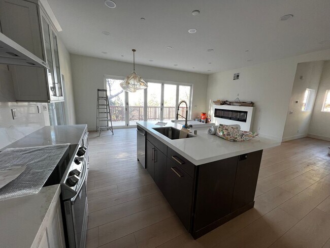 Foto del edificio - 31383 Easy St