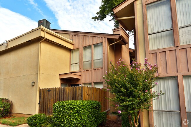 Chandelaque Apartments Oklahoma City Ok Chandelaque Apartments Oklahoma City Ok