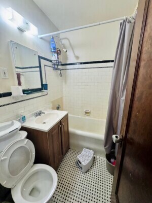 Building Photo - 349A Pleasant St