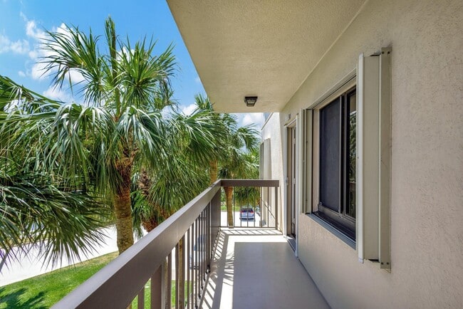 Building Photo - 1401 Tidal Pointe Blvd