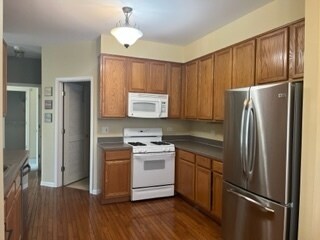 Building Photo - 132 Allerton Dr