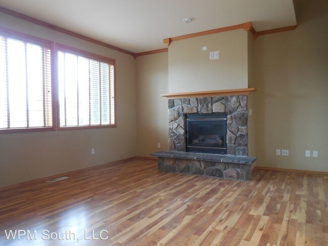 Building Photo - 30831 133rd Ave SE