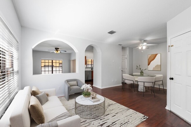 Building Photo - WESLEY CHAPEL TOWNHOME FOR RENT!!