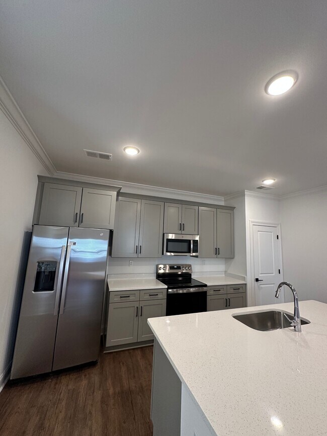 Foto del edificio - 1 Cottage Grove Dr