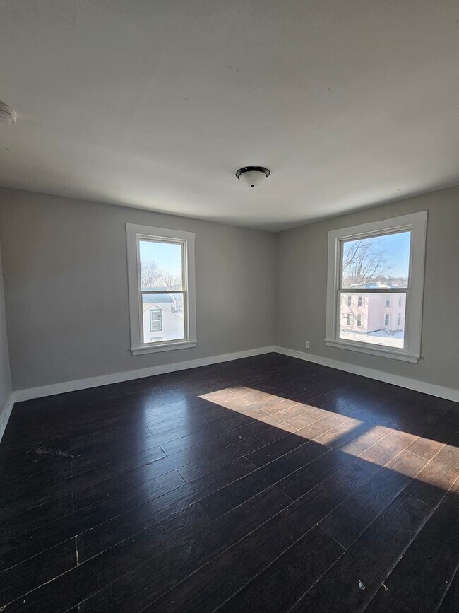 Foto del edificio - 2109 Roosevelt St