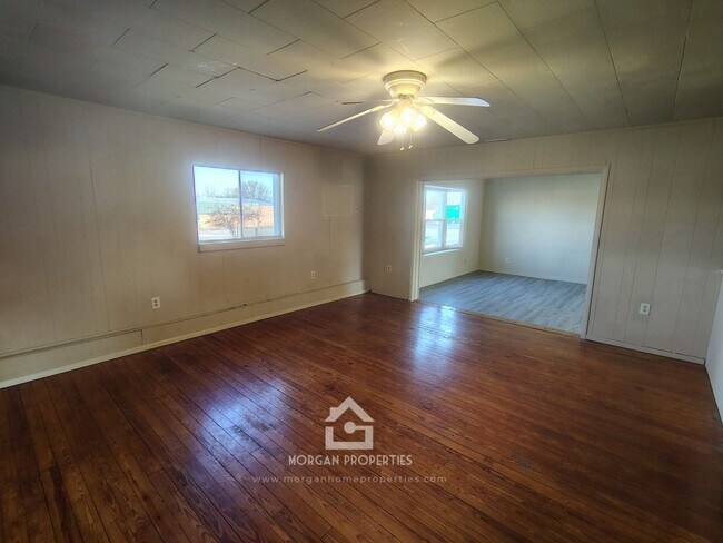 Foto del edificio - 2331 Broadway St