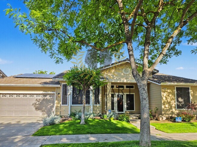 Foto del edificio - 818 S Apple Ave