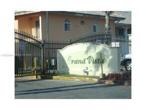 Building Photo - 8851 NW 119th St