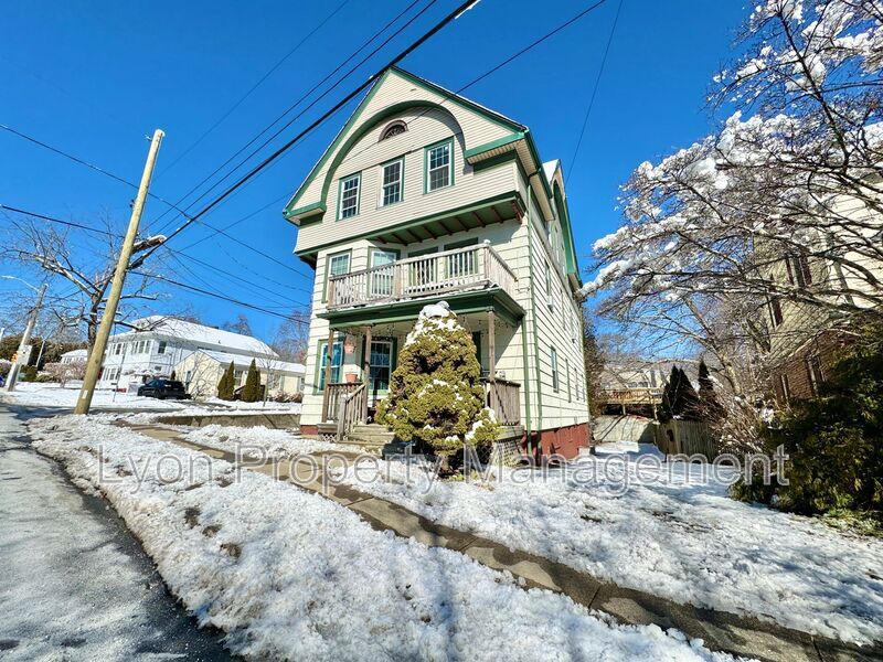 Primary Photo - 1309 Smith St