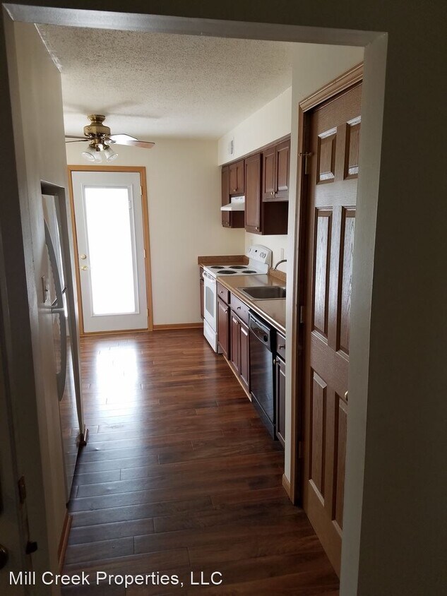 Foto principal - 1008-1008 7th Ave