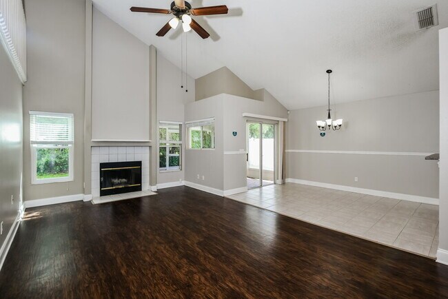 Building Photo - 733 Pond Pine Ct