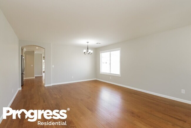 Foto del edificio - 651 E Christopher St