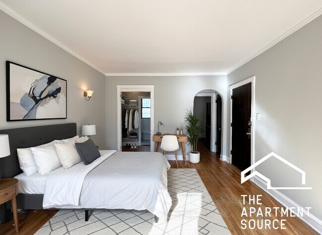 Foto del edificio - 2102 W Ainslie St