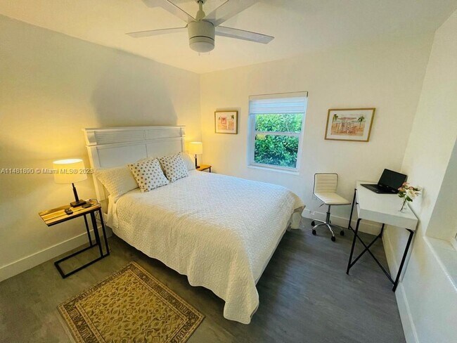 Foto del edificio - 280 NW 148th St