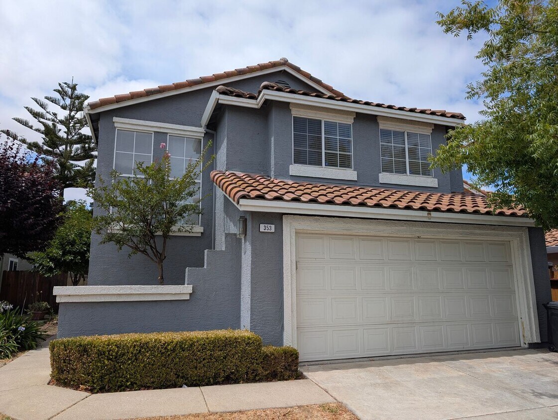 Foto principal - Spacious Bay Point 3/2.5 Home with Excelle...