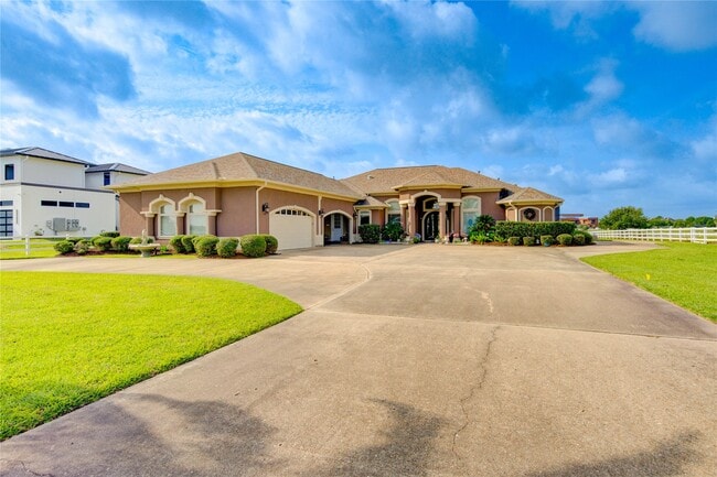Building Photo - 5942 Sagamore Bay Ln