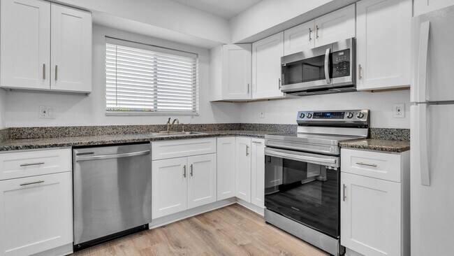 Foto del edificio - Stunning 3Bedroom/2.5Bath Townhome in Whis...