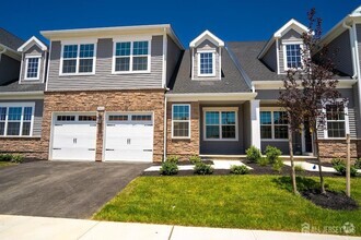 Building Photo - 3403 Jordan Dr