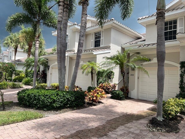 Building Photo - 12859 Carrington Cir