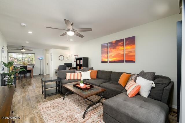 Foto del edificio - 4303 E Cactus Rd
