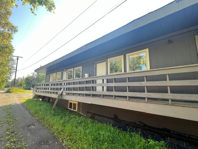 Foto del edificio - 2301 Roosevelt Dr
