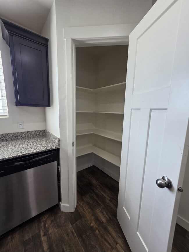 Building Photo - 4193 W High Gallery Ct