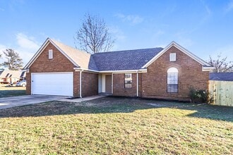 Building Photo - 5921 Pecan Trce