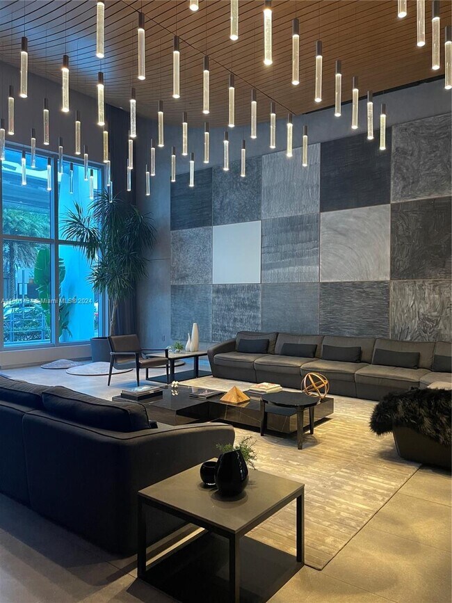 Foto del edificio - 1100 S Miami Ave