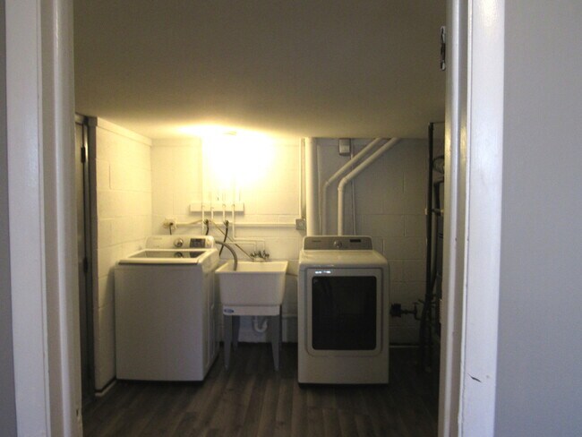 Building Photo - 224 Patuxet Ct