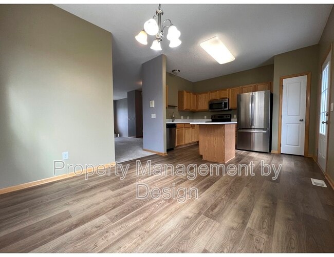 Building Photo - 4536 NE McDougal Ln