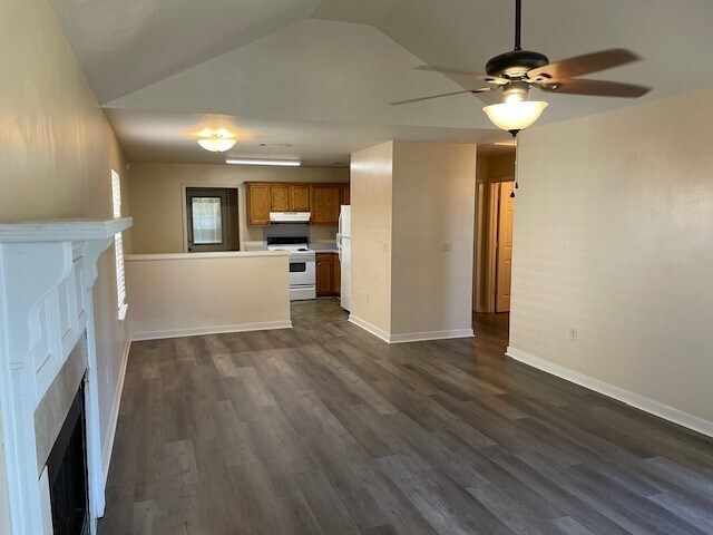Building Photo - 409 Audubon Cir