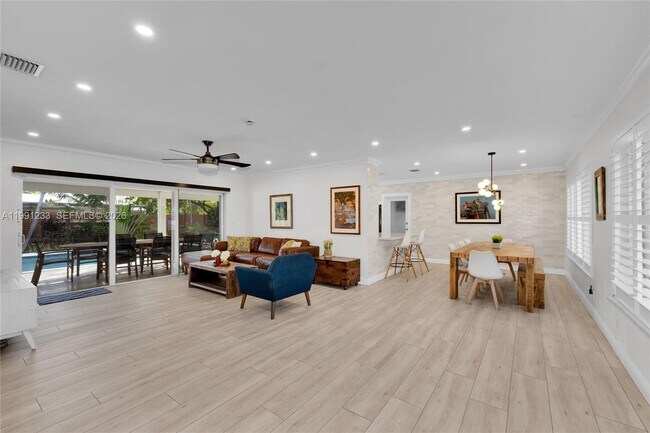 Foto del edificio - 6440 SW 63rd Terrace