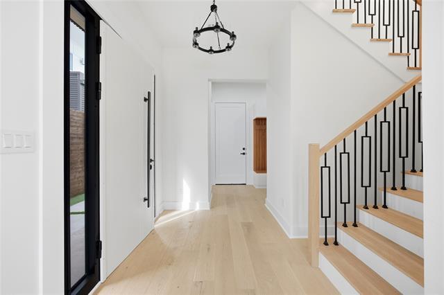 Foto del edificio - 4220 Munger Ave