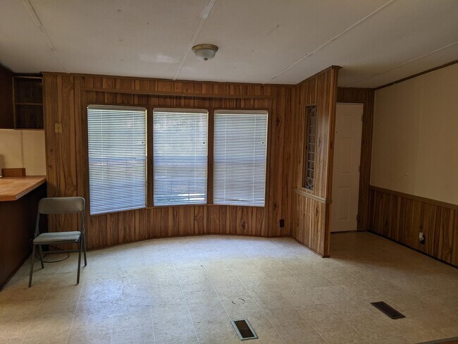 Building Photo - 11231 Daddy Hall Ln