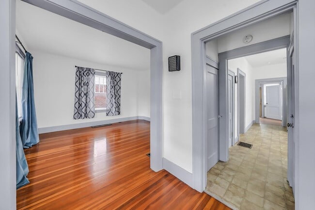 Building Photo - 1309 St Marys Blvd