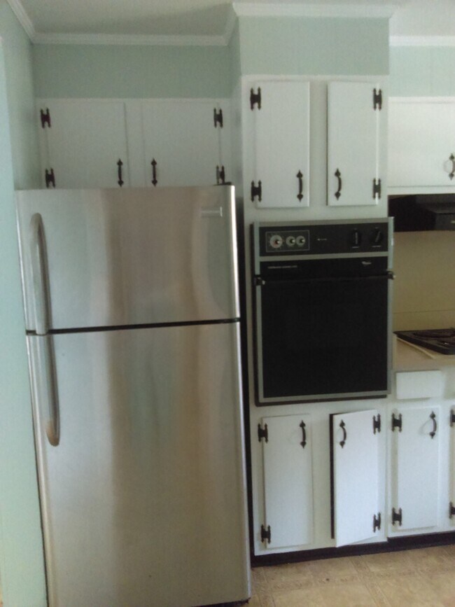 Foto del edificio - Spacious Two Story Home