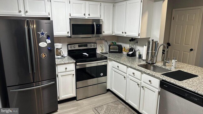 Foto del edificio - 401 Ferris Ln