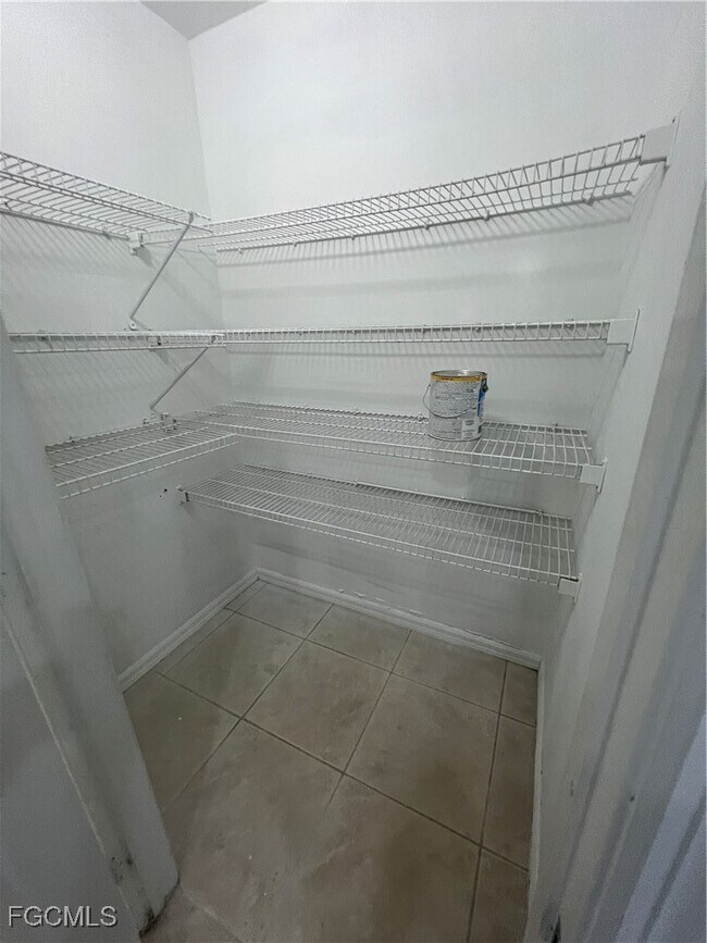 Foto del edificio - 936 Eisenhower Blvd